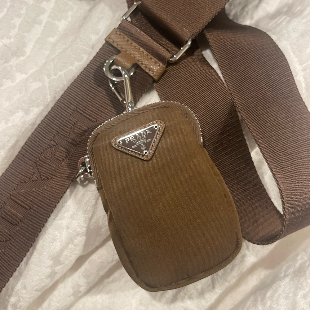 PRADA Tessuto Re-Edition Hobo Great condition - Picture 5 of 7